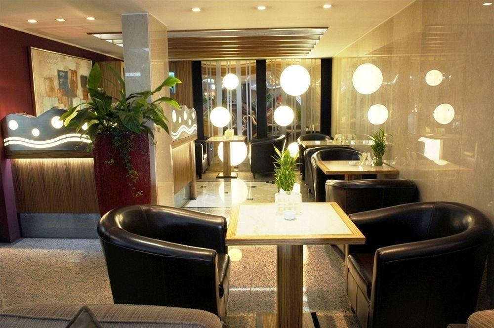 Al Bustan Hotel Ad Dawhah Esterno foto