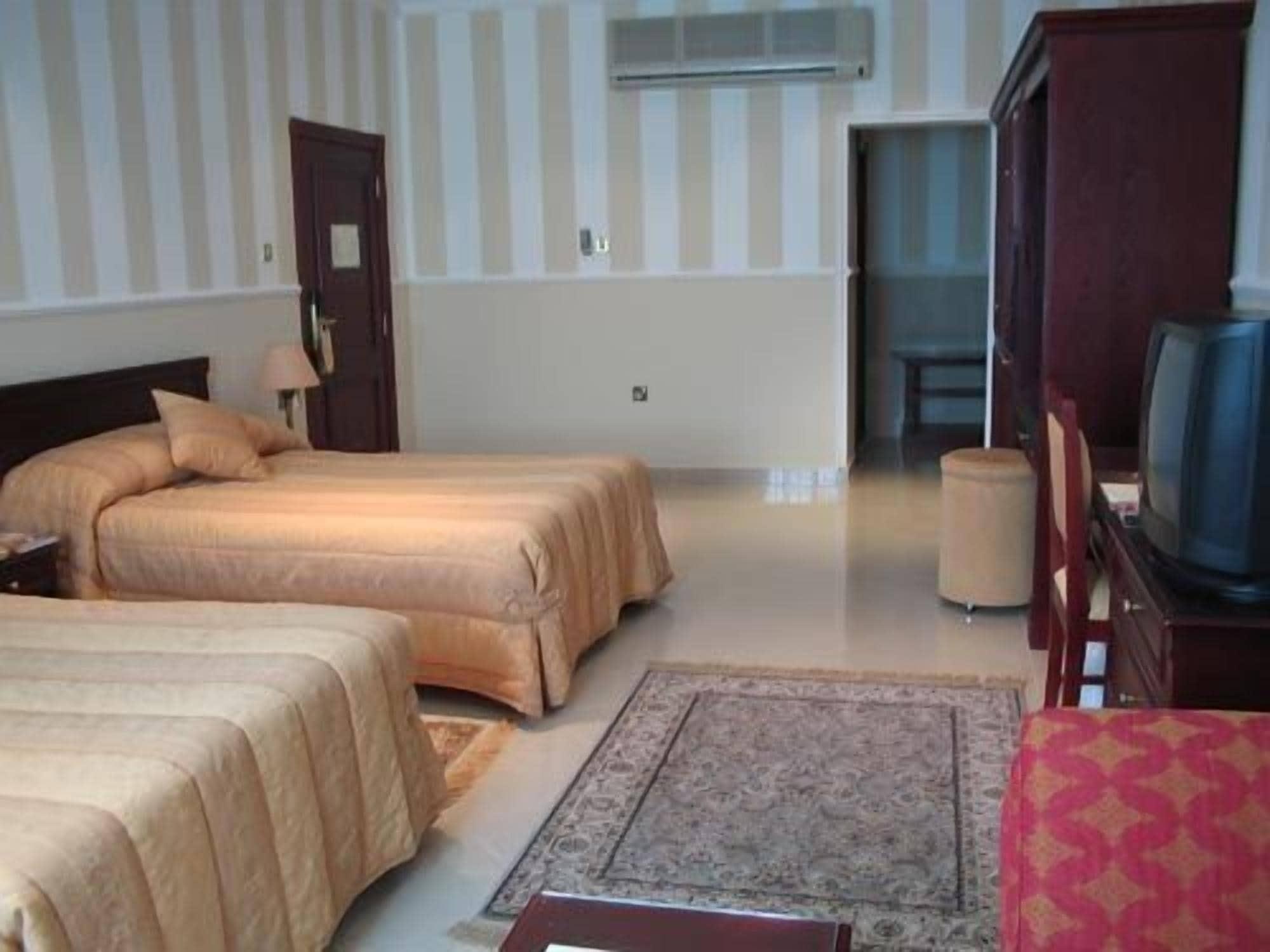 Al Bustan Hotel Ad Dawhah Esterno foto