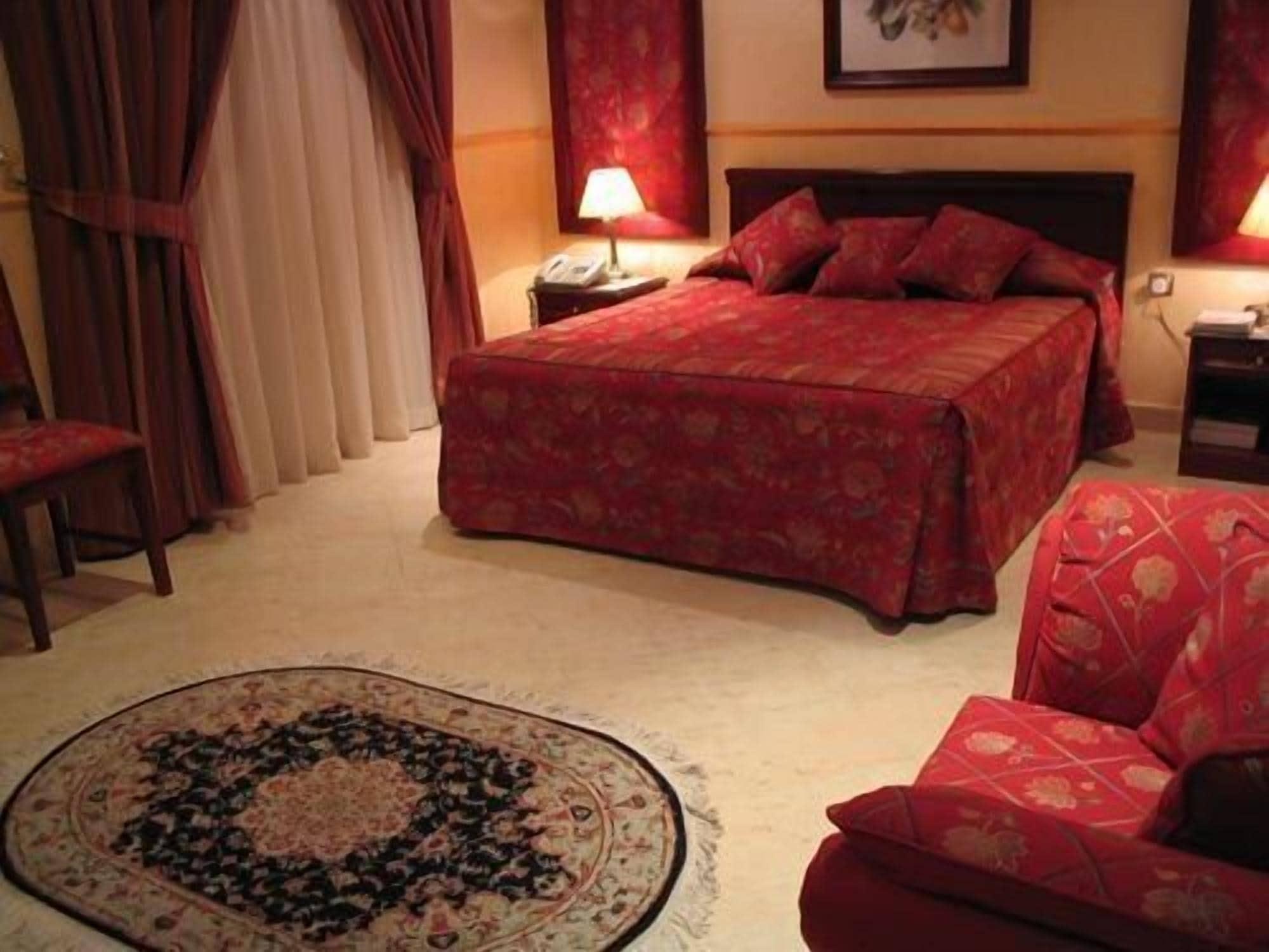 Al Bustan Hotel Ad Dawhah Esterno foto