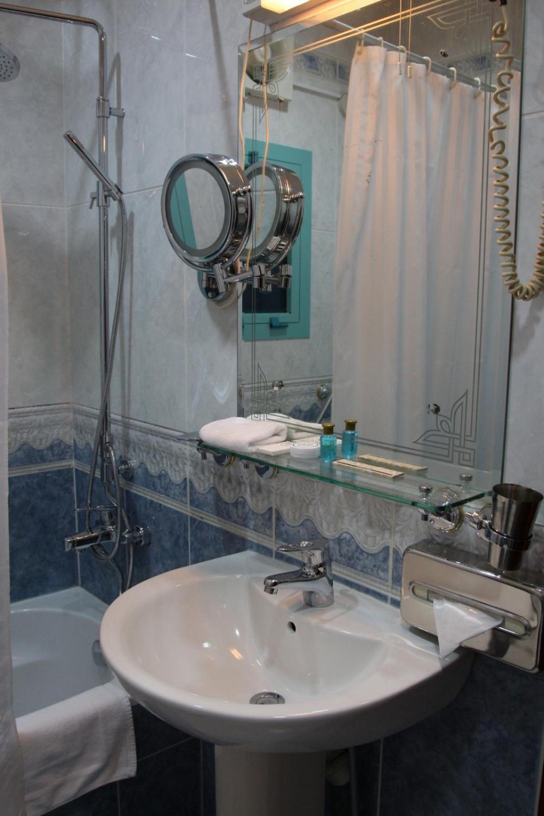Al Bustan Hotel Ad Dawhah Esterno foto