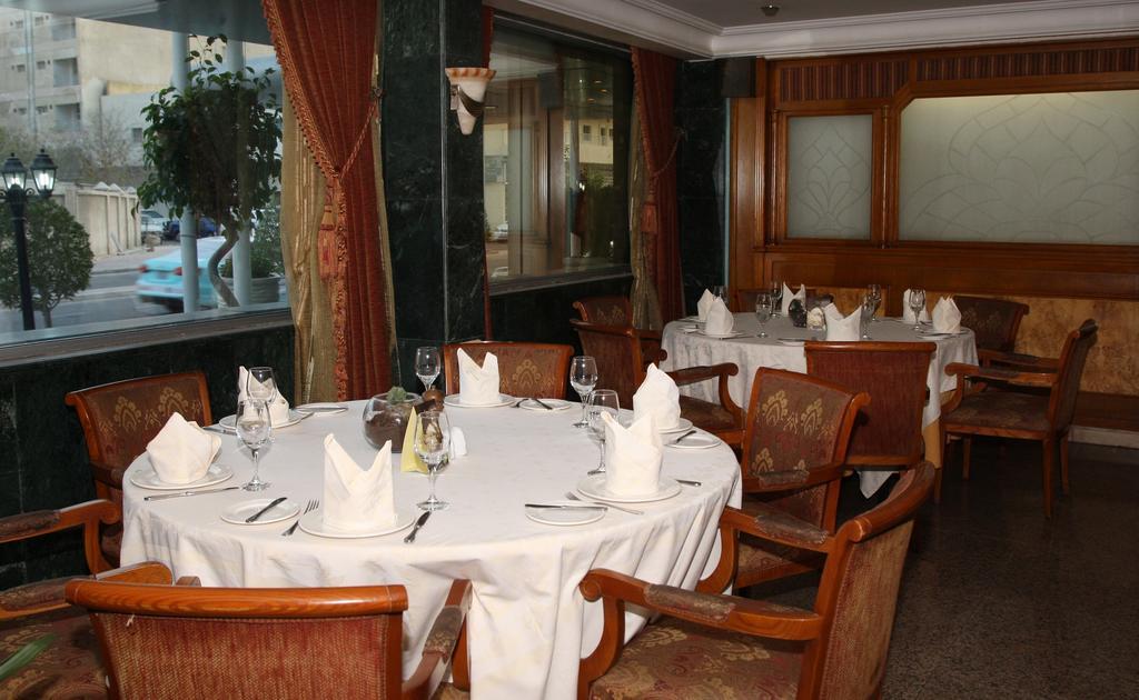 Al Bustan Hotel Ad Dawhah Esterno foto